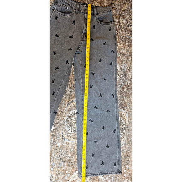 Playboy PacSun Women’s Jeans Size 26 Black/Gray Denim Embroidered Bunnies YTK - Picture 6 of 10